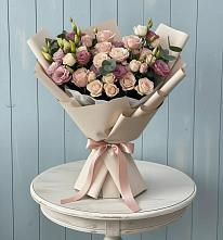 Букет цветов из:  Розы и Лизиантусы в Сюмси