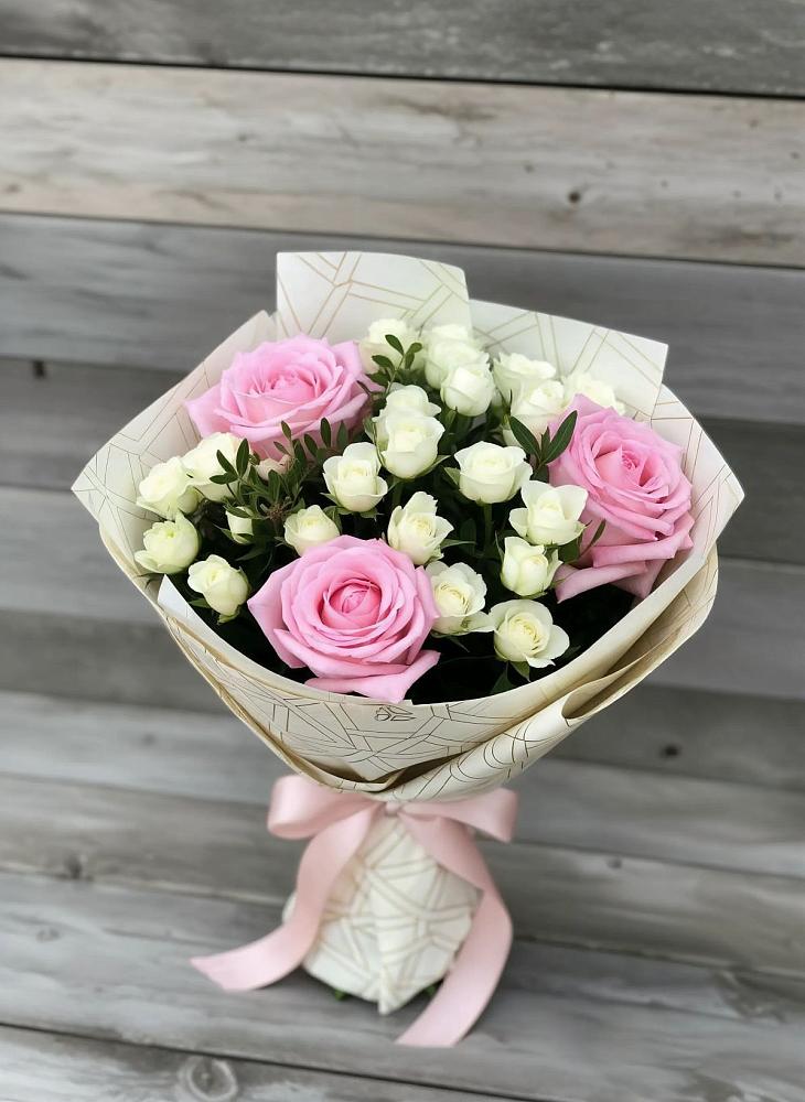 Букет цветов из: Розы в Сюмси