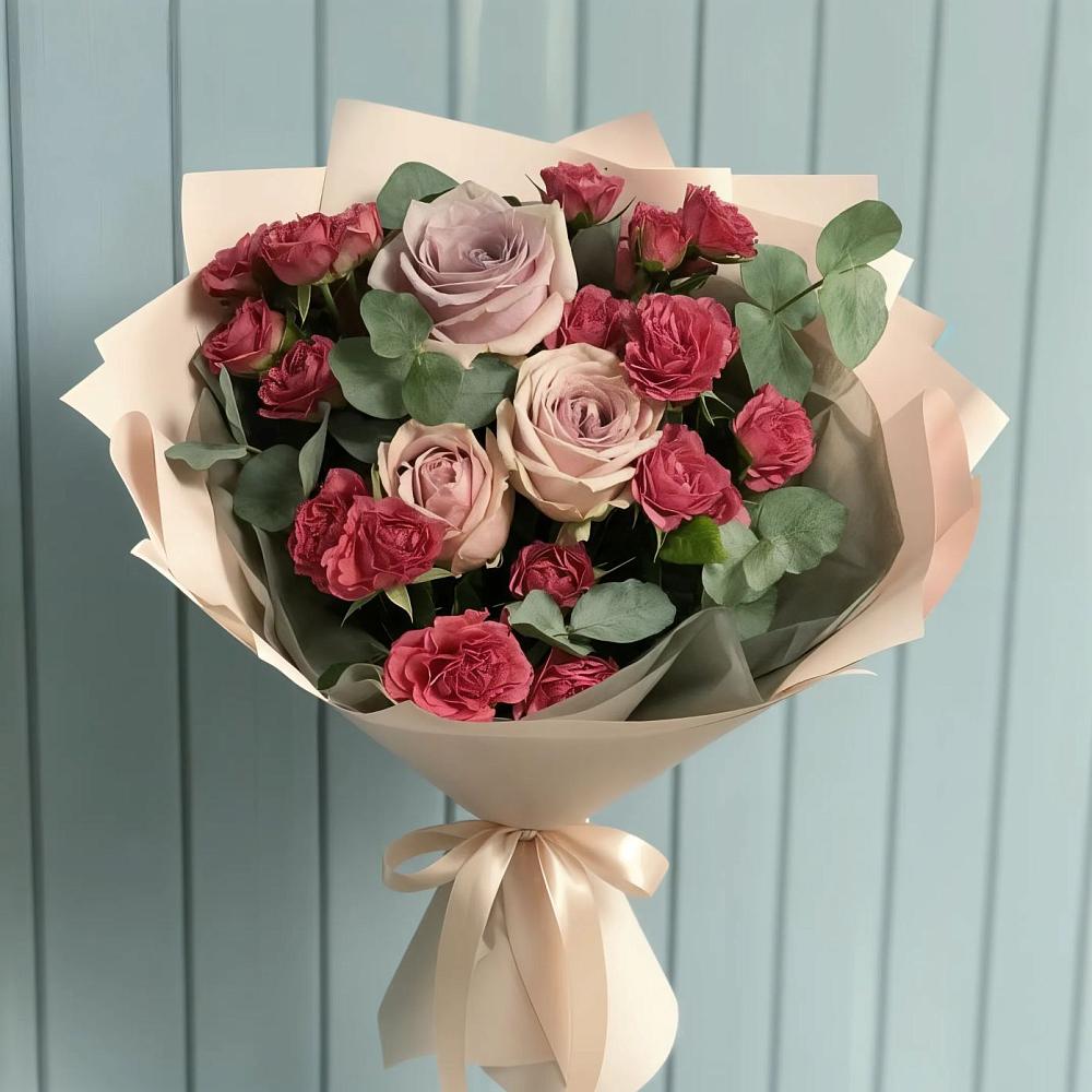 Букет цветов из: Гвоздики и Розы в Сюмси