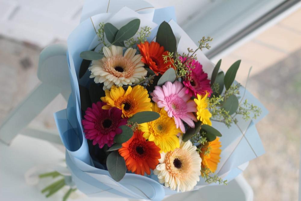 Букет цветов из: Герберы в Сюмси