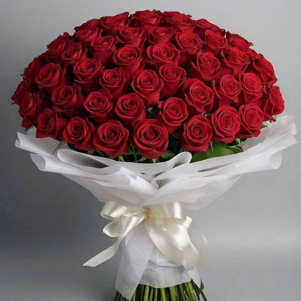Букет 101 Красная роза Блэк Мэджик в Сюмси