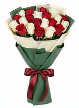 Букет Микс из красных и белых роз #REPLACE_PRED# Сюмси