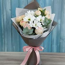 Букет цветов из:  Хризантемы и Розы #REPLACE_PRED# Сюмси