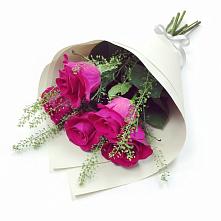 Букет цветов из:  Розы в Сюмси