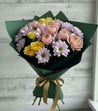 Букет цветов из:  Хризантемы и Розы в Сюмси