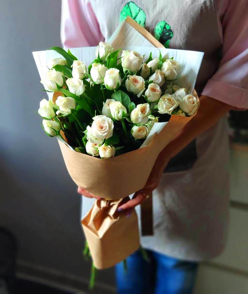 Букет цветов из: Розы в Сюмси