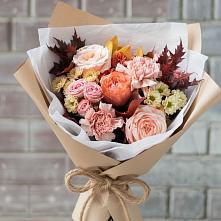Букет цветов из:  Гвоздики, Хризантемы и Розы в Сюмси