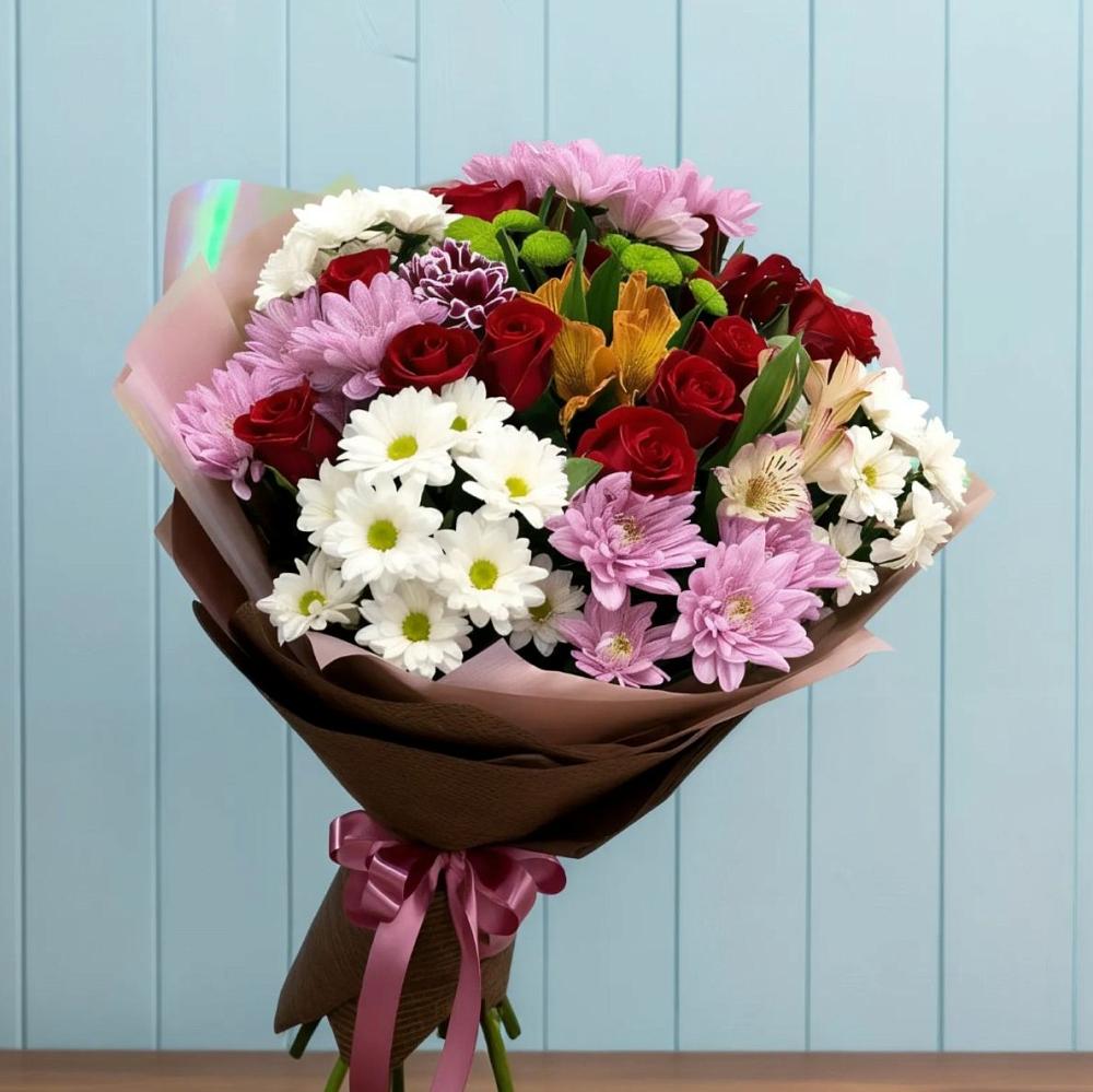 Букет цветов из: Розы, Хризантемы и Альстромерии в Сюмси