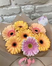 Букет цветов из:  Герберы #REPLACE_PRED# Сюмси