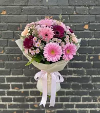 Букет цветов из:  Герберы и Хризантемы в Сюмси
