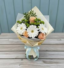 Букет цветов из:  Герберы, Розы и Хризантемы в Сюмси