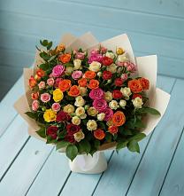 Букет Микс из разноцветных кустовых роз в Сюмси