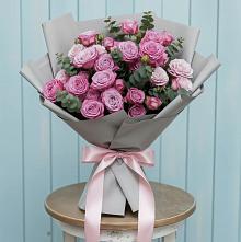 Букет цветов из:  Розы #REPLACE_PRED# Сюмси